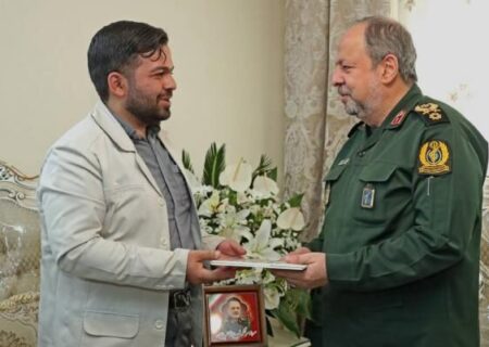 سرپرست وزارت دفاع: فرهنگ ایثار پشتوانه عزت و استقلال کشور است