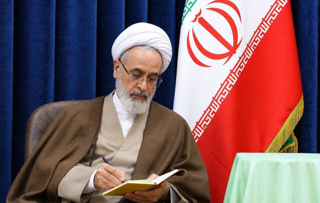 آیت الله اعرافی: پرستاران ادامه دهندگان مسیر ایثار و فداکاری حضرت زینب(س) هستند