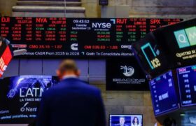 افت بورس‌های آسیا و رشد «وال‌استریت» پس از آمار ضعیف اشتغال آمریکا