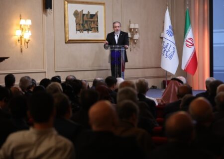 عراقچی:شهید خرازی، مرد دیپلماسی بود/ نحوه اداره تنگه هرمز مانند گذشته نخواهد بود