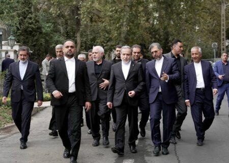 مرکز اسناد و موزه شهید سیدکمال خرازی افتتاح شد