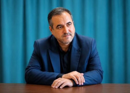 علیرضا محمودی شهردار اراک باقی ماند