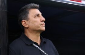 واکنش قلعه‌نویی بعد از دو ناکامی؛ «تیم ملی را دوباره می‌سازم»