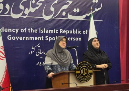 مهاجرانی: دولت به دنبال حضور ۳۰ درصدی زنان در مناصب مدیریتی است