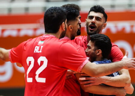 والیبال ایران به یک‌قدمی مدال طلا رسید