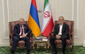 تاکید پزشکیان بر اهمیت استمرار ارتباطات میان ایران و ارمنستان